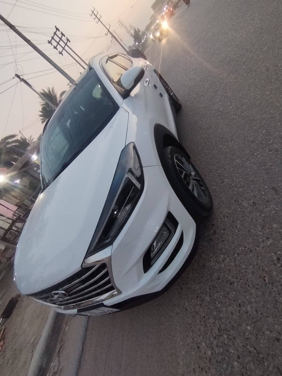 سلام عليكم  توسان خليجي
2020
محرك 2000 دوش 
تبريد قطعتين 
الكاصد 
فول واحد على واحدرقم بغداد بسمي 
خمس عدسات 
سايد بريك بل رجل  
بنوراما بصمه 
الاستفسار اتصل ((***********(((***********))
