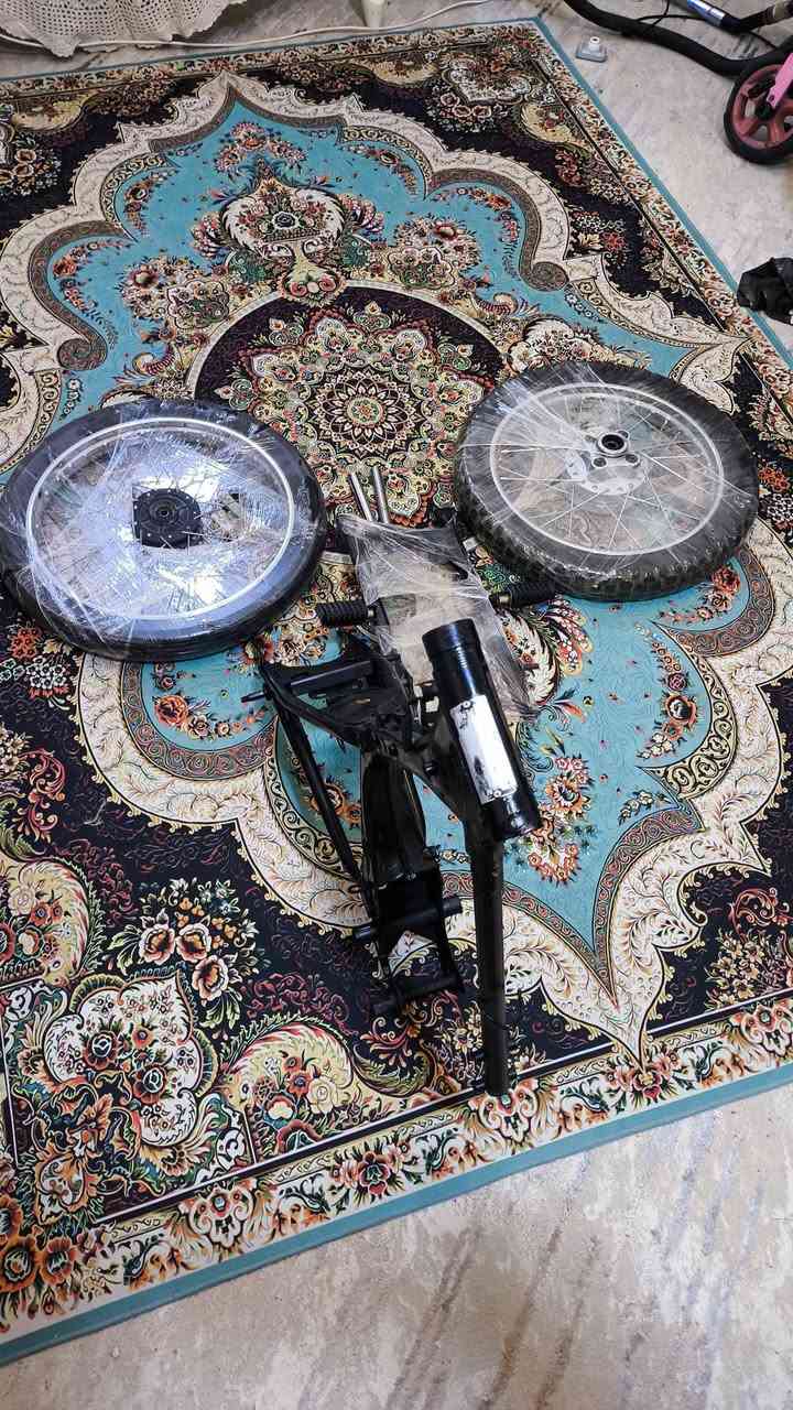 سلام عليكم
تجميعة (ويل امامي رياضي ياباني وتاير ايراني اصلي + ويل خلفي استخدام اقل الشهر  وتاير جبلي + شاصي  2013 لا لحيم ولا خياس بليتة ورقم شاصي موجودة اوراق ضايعة (*كلك*) + شيال خلفي) العنوان كربلاء 

***********
