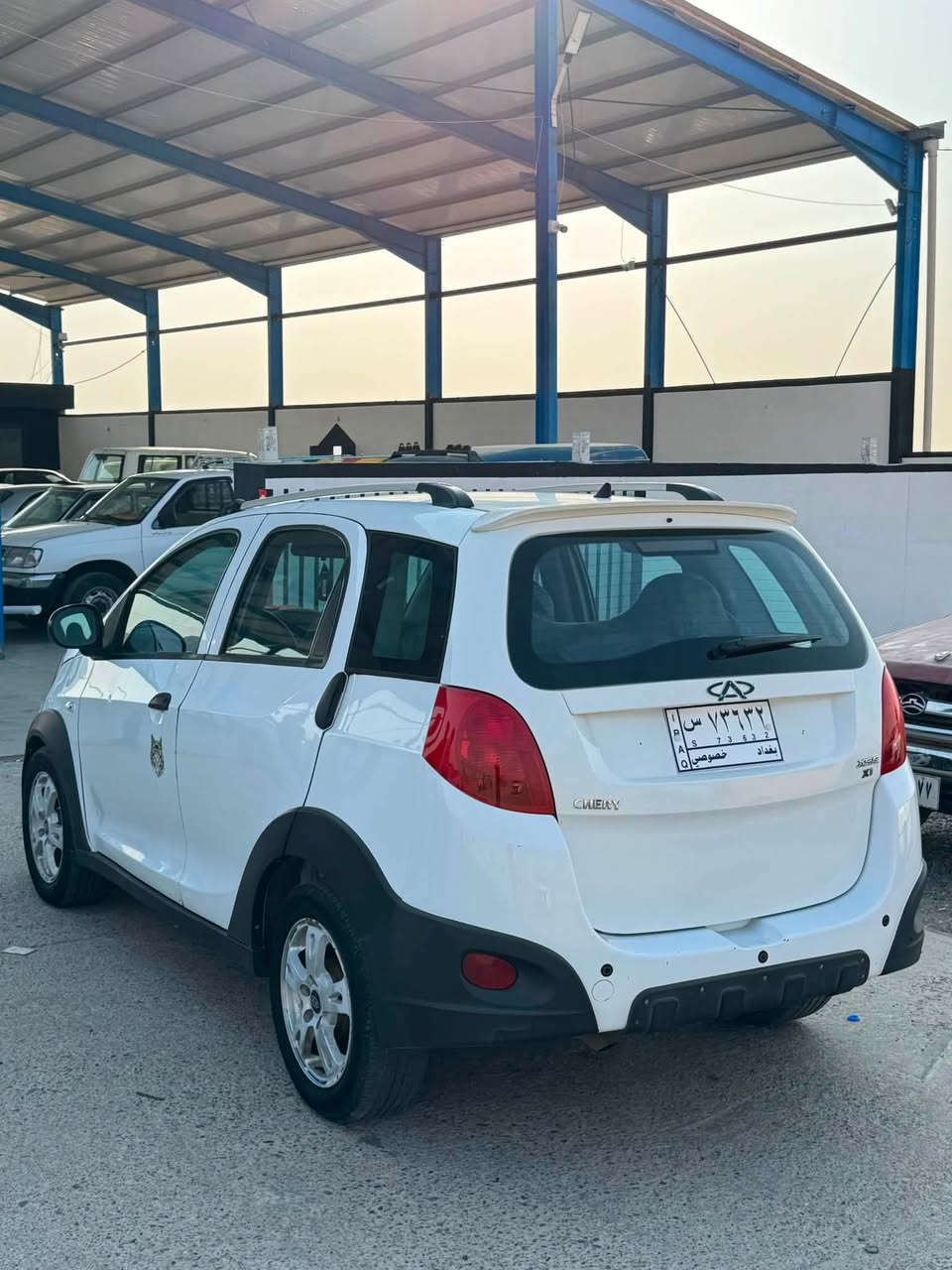 بسم الله الرحمن الرحيم
(Chery x1 )2014
67 هه زار km رؤشتووه
مه نه فيست و پاكانه ي بؤ كراوه
 به شه رتي ئه وه ي ديناريك قه رزاري تيانه بيت
گيرو مه كينه و ته بريت به شه رتي 100 فيته ر 
4 تايه ي لؤكي له ژيره   ديناريك مه سروفي تيانيه
29گه لاو كه ميك مه جال
***********
