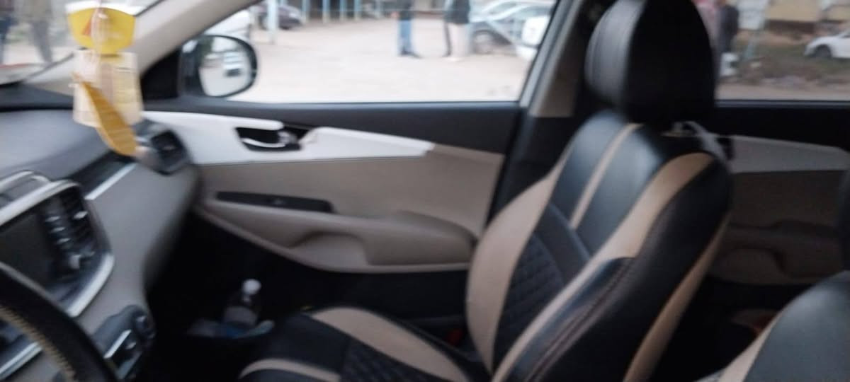 #كيا_سورنتو
موديل 2020 خليجي 

فول مواصفات عدا البانوارما مكفوله كفاله عامه 

#السيارة عل وضع الشركة داخل وخارج.

6 سلندر 3500

رقم بغداد دولي 

سيارة جديده بحاله الوكاله سعره ب
272 وبيه مجال قليل  مكاني ديوانيه عفك 

رقم صاحب السيارة***********
