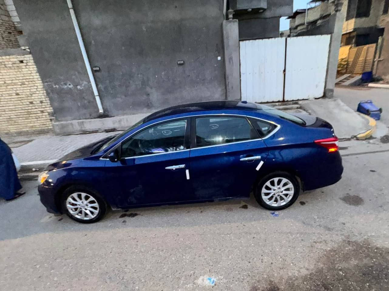 نيسان سنترا موديل 2019 وارد امريكي كفاله من حادث امريكا فقط الدعامية رقم بصرة تحويل فول مواصفات للاخير نقص فتحة فقط السيارة بصمة شاشة ذكية نضيفة جداً كير مكينة تبريد تدفئة كله شغال حدادية طخم تايرات جدد سيارة حلوة ومرتبة وماتخسر عليها شي.

للاستفسار: ‭0770 326 1969‬
مكان السيارة البصرة البصرة, العراق
