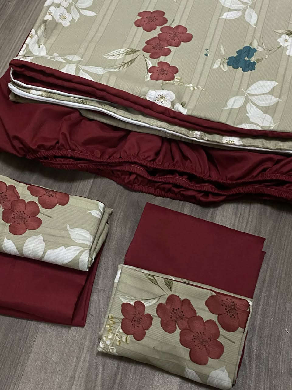 بيع مباشر 💜
4 وجه مخدة + تلبيس لاستيك +كفر لحاف سحاب


**إذا كنت صاحب هذا الإعلان وتريد حذفه لأي سبب، رجاءا أرسل رسالة إلى الدعم الفني**