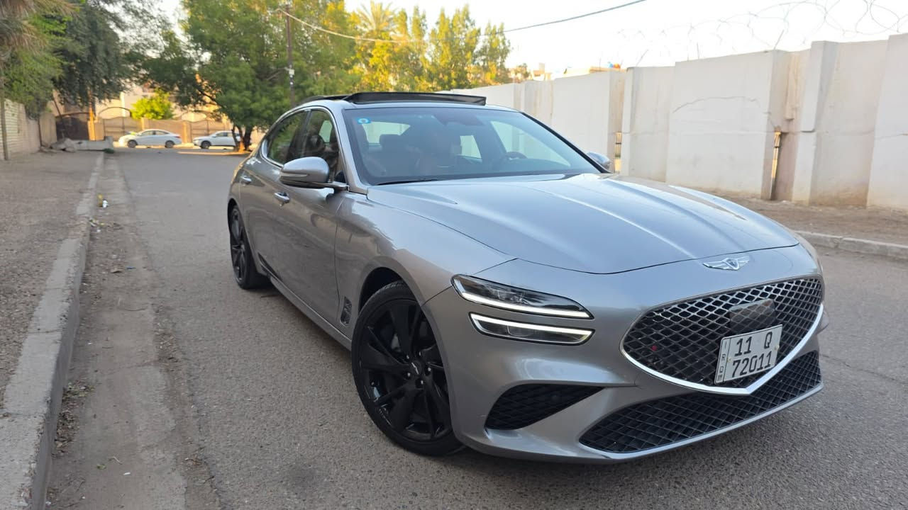 السلام عليكم
للبيع او مراوس باقل منها

🚗 للبيع | Genesis G70 2023 – 2.0T توربو محرك 4 سلندر

 تجمع بين القوة والراحة.

🔹 المواصفات: 1/1 

1.محرك 2.0 لتر توربو اقتصادي وقوي
جير أوتوماتيك 8 سرعات

2.دفع خلفي (ثبات عالي وتجربة قيادة ممتعة)

3.شاشة وسطية كبيرة + Apple CarPlay

4.كاميرا خلفية + حساسات أمامية وخلفية

5.تشغيل بصمة + دخول ذكي

6.مقاعد جلد فاخرة لون أحمر

7.تبريد وتسخين 4 مقاعد

8.تبريد وتسخين المقود

9.فتحة سقف ( بانوراما)

10.تحكمان استيرن كامل

11.أنظمة أمان: مانع انزلاق + مثبت سرعة + تنبيه تصادم

🔹 تفاصيل السيارة:

1.وارد أمريكي 

2.الممشى: 32,000 كم

3.رقم بغداد تحويل مباشر

4.💰 السعر: 218$ ورقه 

5.📍 الموقع: بغداد

اخوان السياره جاهزه بدون اي نقوصات والسياره داخل احمر بلادي السونار مرفق مع الصور  مع رقم الشاصي
الحادث بدون دواخل لاشاصي ولا لغد ايرباك استيرن وراجع بلادي
واي استفسار اني حاضر

***********

***********

( محمد الصعب )
