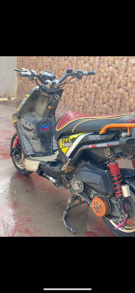 سلام عليكم  دراجه سكنس جبلي للبيع بيهة هواي تزويد خارجي مكينة مكفولة شلع اشك الكاع السعر950وبيهة مجال

***********
***********
