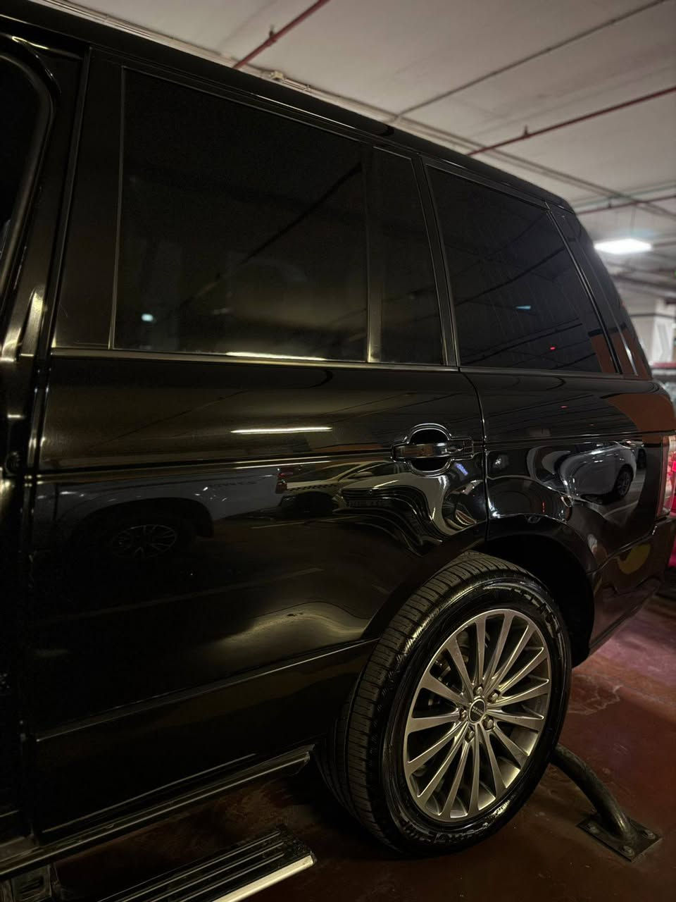 انسب رانج روفير فوك بكل مكان. 145 وبي مجال 
٢٠١٢
شركه سردار 
مكينه 8سلندر بدون سوبر جارج مكينه مرغوب
فقط بونيد صبغ رش
٥ كامره 
جكات 
نقطه عمياء
دوسات كهرباء
دفع رباعي
داخل مشمشي
رادار خلفي امامي جانبي
مكينه مفتوح بس بشرط مابي عيب 
سياره جداا نضيفه وجاهزه مابي مصرف دينار
تبريد قطعتين 
تحكم ستيرن 
سكان كهرباء 
يعني فول لالخير 
مكاني سليمانيه 
***********
