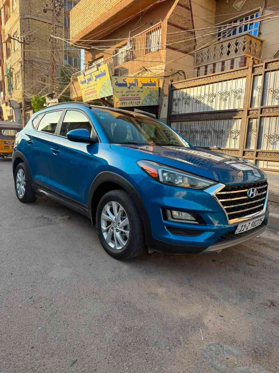 توسان للبيع موديل ٢٠٢٠  رقم بغداد بسمي رقمها انكليزي هزه وسنويه جدد ثلاث قطع صبغ الجاملغ بي شبر والبنيد نص والجاملغ الخلفي شبر جوه قبق البانزين ابيعلك ٣ قطع تفحص وين مايعجبك بدون دواخل  نهائياً اي دواخل مابيها لغود وشواصي كفاله محرك وكير ع وضع الشركه تبريد ثلج تخم تاير جديد صدر جديد ماشيه ٥٧ حقيقي السعر ١٣٨ ورقه قفل تجي وتفحص وين مايعجبك مكان السياره بغداد البلديات ***********
