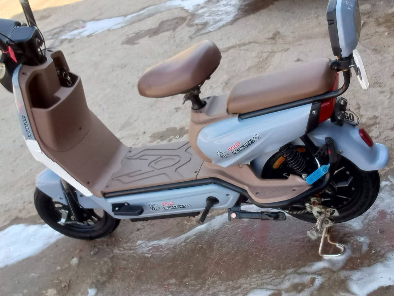 السلام عليكم
دراجه شحن للبيع حجم 16 الدراجه جديده السعر 250وبيها مجال للأستفسار راسلني خاص


**إذا كنت صاحب هذا الإعلان وتريد حذفه لأي سبب، رجاءا أرسل رسالة إلى الدعم الفني**