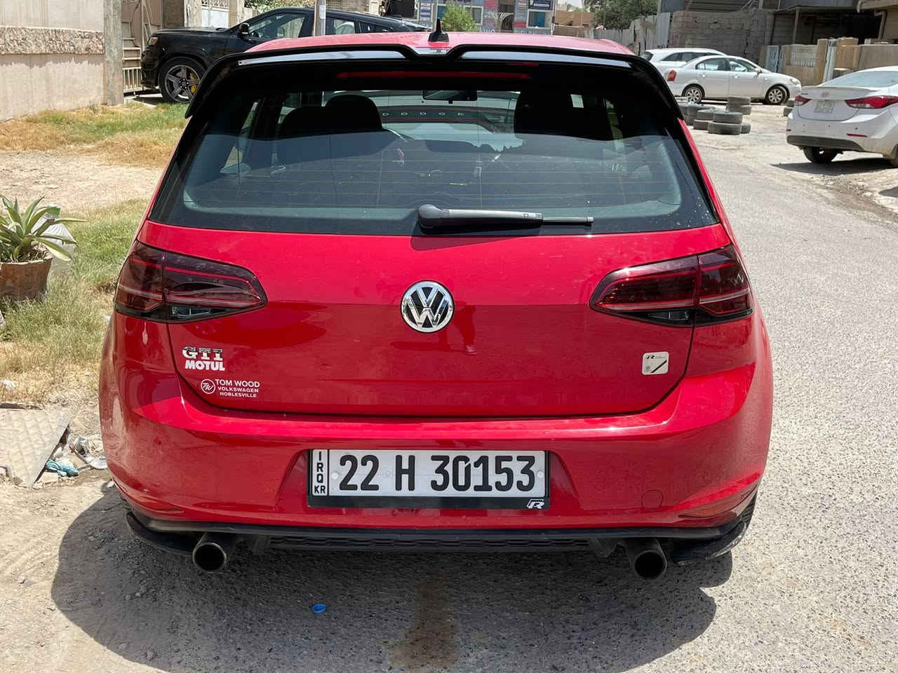 السلام عليكم
كولف GTI كير أوتو عادي 🚀
موديل 17 
مكينة 2000 تيربو 
السيارة فول مواصفات
كشنات مخمل 
عليها برمجة ستيج 1
دوان بايب
انتر كولر
اير انتيك 
سبولير ودفيوزر tcr
جهاز قرىات 
تخم تايارات 
طلقات بوب كورن 
السعر 135وبيه مجال 
للاستفسار اتصال او واتس اب ***********
