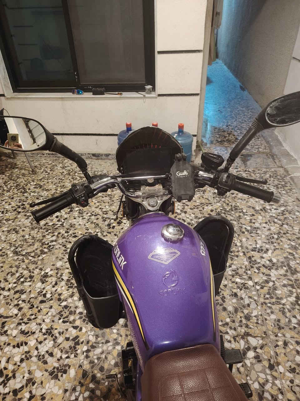 سلام عليكم دراجة سونك موديل 2025 للبيع مكانهة حي العامل كاملة اي نقص ماكو َكفولة من كاشي سعر 850 بيهة مجال قليل رقم الهاتف ***********) ***********
