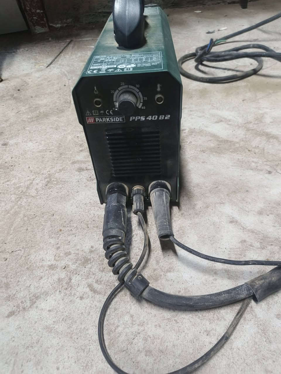 السلام عليكم مكائن زائد بنج زائد كتر للبيع مكان زعفرانيه الشلع 500
***********
