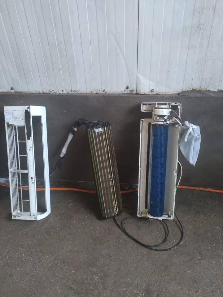 نصب سبالت  🛠  وصيانه🔩 و تنظيف 🚿كافة أنواع أجهزة التبريد واجهز الكهربائية المنزلية
💢 يعنى عندك صيانة أو تنظيف لا تحتار ، إتصل بينا 📞 و راح نجيك لباب بيتك .. 
ما عليك بس الاتصال 
صيانة - شحن غاز - نصب - غسل 
عمل فاكيوم 
متواجد 24 ساعة 

***********
#تبريد #صيانة_سبالت #صيانه_سبالت #ورشة_تبريد 
#بغداد #العراق_بغداد #غسل_سبالت
