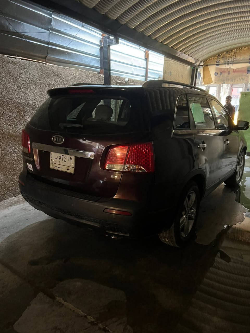 السلام عليكم سورنتو موديل 2012 بيها قطعتين بنيك جاملغ سياره جاهزه بصمه فول مواصفات عده فتحه مكينه 4 سلندر تخم تاير تبريد ثلج مكاني بغداد سعر 120  رقم تلفون ***********
