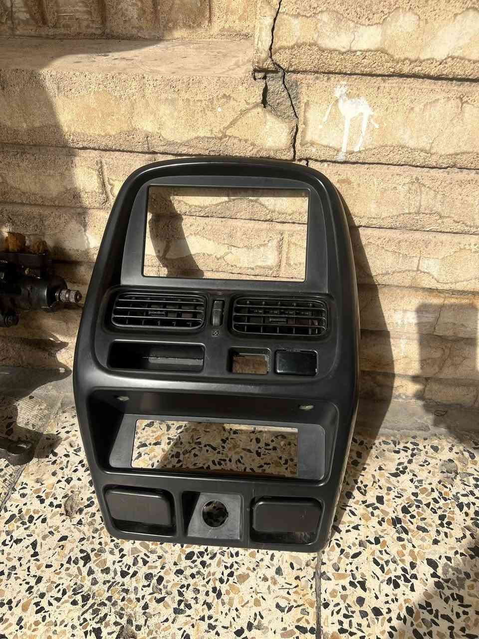 سلام عليكم. جعمقه شبوط 2012
بيها بوش كلش خفيفه وطار دشبول جديد بالباكيت شخط مابي  

مكان بغداد. الشعب. ***********
