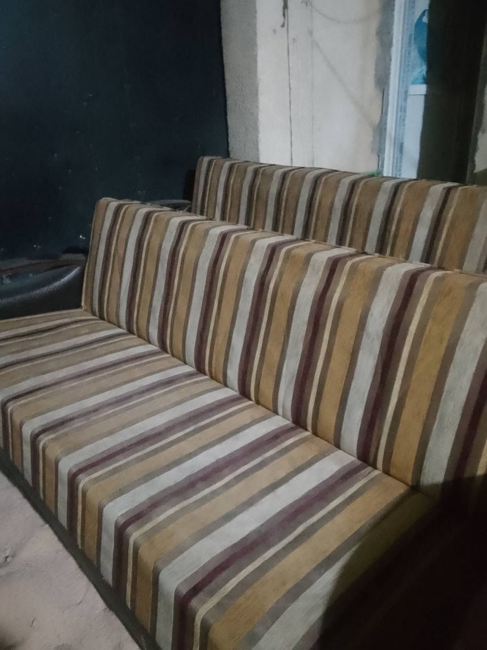 تخم تسعه نفر يصير مخزن وجربايه سعر 200 كربلاء حي العسكري ***********
