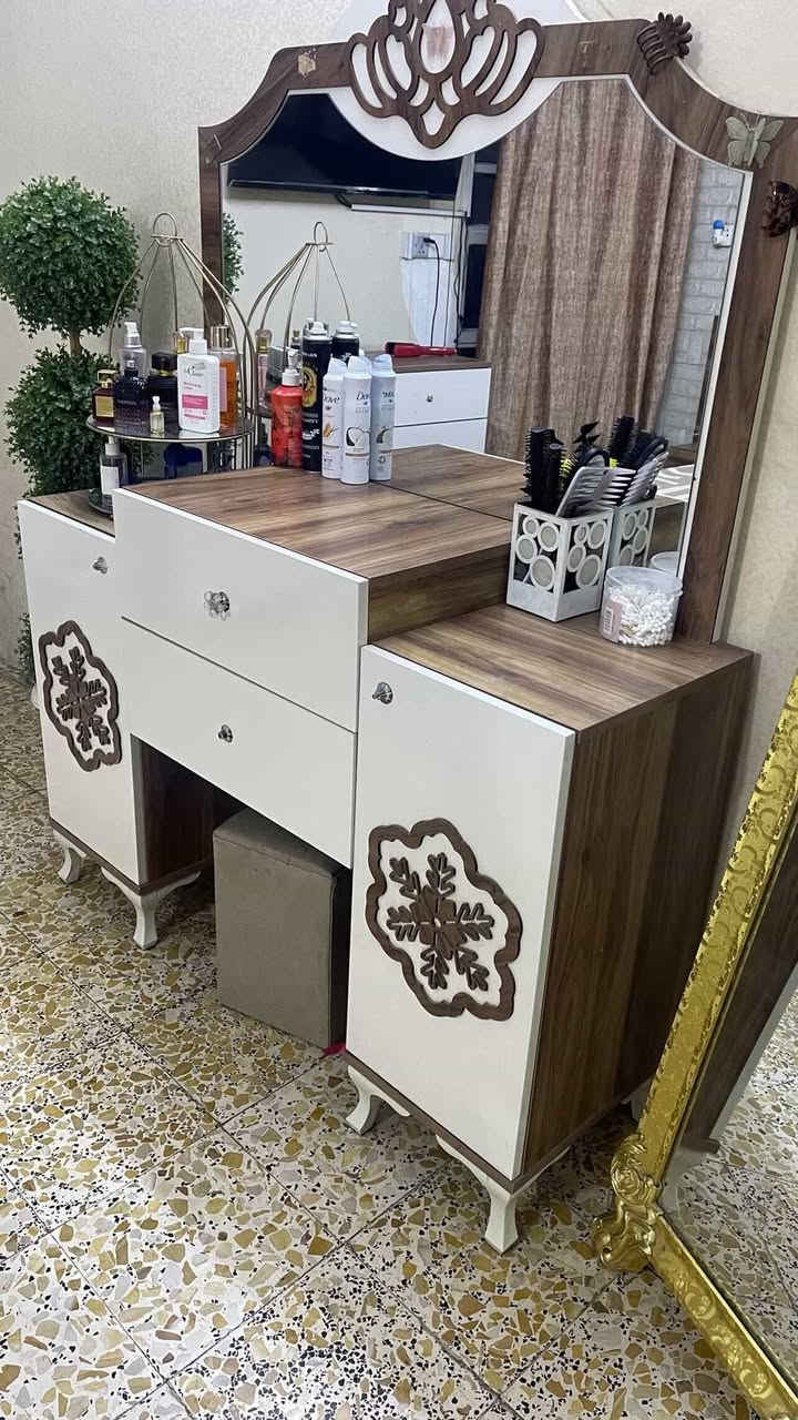 غرفه نوم نضيفه جدآ مابيهه ضرر ابد غير هذا بجربايه من المسح شويه سعرها 300 وبيهه مجال مكان بغداد الشعب


**إذا كنت صاحب هذا الإعلان وتريد حذفه لأي سبب، رجاءا أرسل رسالة إلى الدعم الفني**
