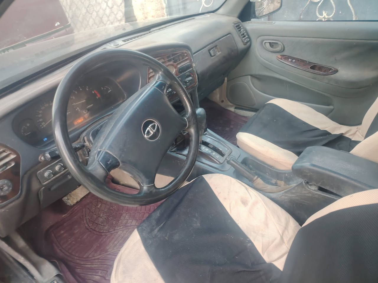 برنس فراشه موديل 96 رقم انبار الماني مشروع وطني سنويه لل 27 مكفوله من الضرر والخياس مابيها صبغ كير محرك بلاد اوتماتيك مسكر محرك بي نسمة بخار بدون دخان تدفئه تبريد  تراي كلش حلو نقصها بطانة باب السايق فقط السعر 25$ بيها مجال للاتصال *********** مكاني بابل الحصوة
