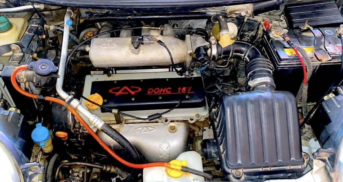 سلام عليكم كيو كيو كير عادي 2013  سيارة جاهزة من كلشي ماعدى المحرك كايم يعني السيارة واكفه سنويه لحد 2029 راعيهه يمي  حدادية تدفئه تبريد باتري جديد  البدي شوفة عينك نضيف  سعر 25 ورقة للتواصل ***********
