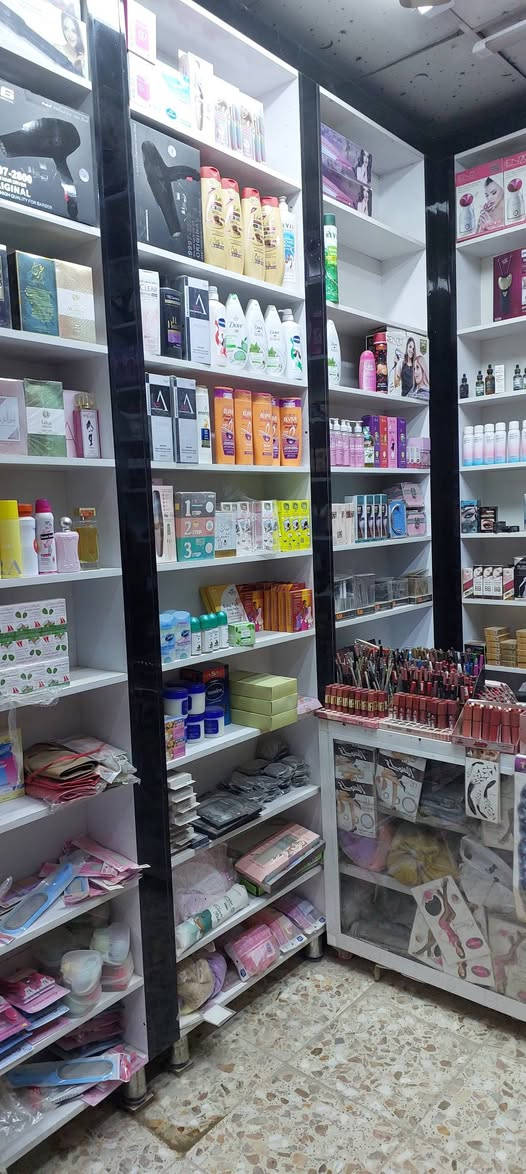 للبيع فاترينات عدد 7 مع ملحق فاترينه صغيره الفاترينه 100 الف  الاستفسار مراسله الخاص


**إذا كنت صاحب هذا الإعلان وتريد حذفه لأي سبب، رجاءا أرسل رسالة إلى الدعم الفني**