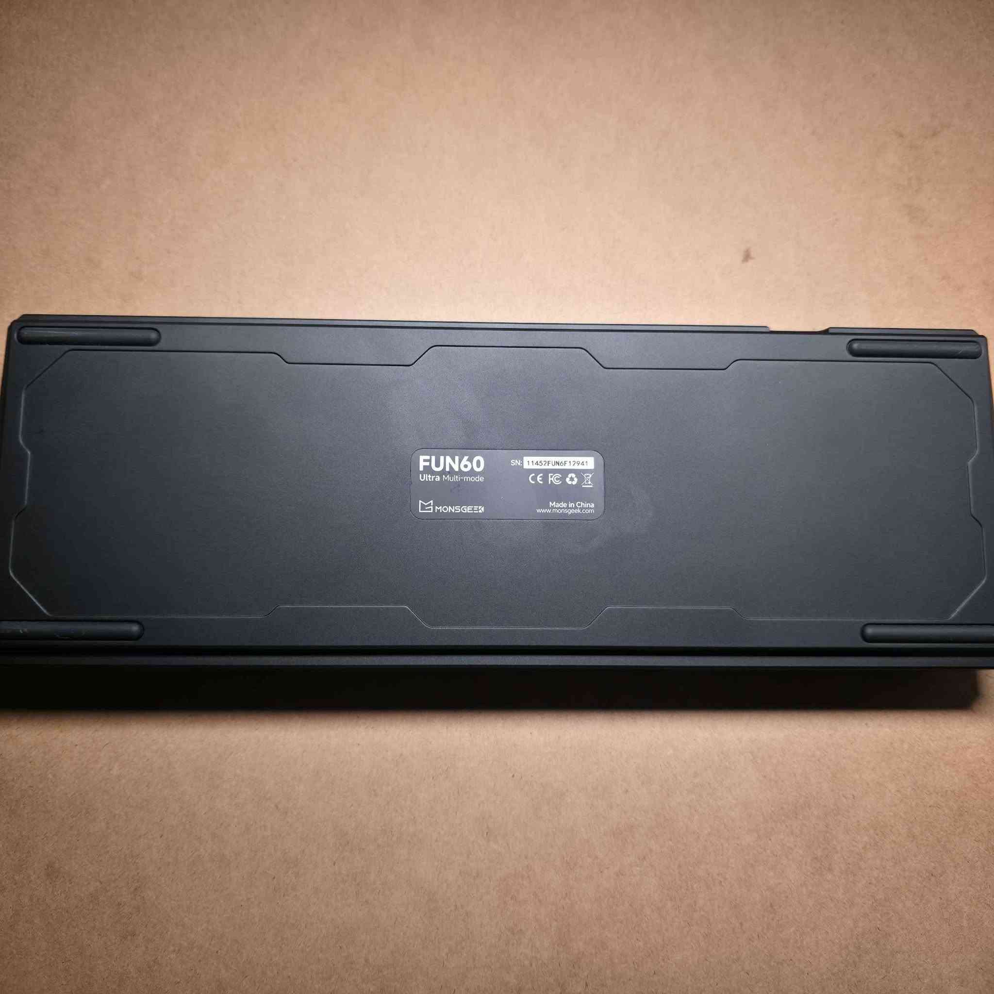 MonsGeek FUN60 Ultra Multi-mode Magnetic HE Keyboard

زۆر زۆر پاکە و وەک نوێ ، هەموو شتێکی ماوە
تەنها دۆنگڵەکەی ون بووە⚠️⚠️⚠️

بەڵام هیچ کێشە نیە چونکە بۆ یاریکردن هەر ئەبێت کێبل بەکاربهێنیت گەر بتەوێت بەردەوام بە سێتینگێکی بەقوەت یاری بکەیت گەر نا بە دۆنگڵ شەحنی زوو دێتە خوار لە نیوەی یاریەکە ڕەنگە کیبۆردەکەت شەحنی نەمێنێت کە 4000mah

وە بۆ تایپکردن و کۆدینگ ئەتوانی بلوتوزەکە ئیشپێبکەیت و هیچ کێشەی نیە پێویستت بە 8 هەزار هێرتز نابێت بۆ تایپکردن بۆیە کێشەت نابێت

بۆ یاریە شووتەرەکانیش کێشە نیە بە بلووتوز یاری بکەین بەڵام 8 هەزار هێرتزت بۆ نایێت

هەموو سویچەکانی وەک یەک کار دەکەن و هیچ کێشەیەکی نییە.

​ئەم کیبۆردە یەکێکە لە پێشکەوتووترین و خێراترین کیبۆردەکانی جیهان بۆ گیمینگ، چونکە تەکنەلۆژیای سویچی موگناتیسی (Magnetic Switches) تێدایە.

​ئەم کیبۆردە سویچی Magnetic HE (Hall Effect) تێدایە کە ڕێگەت پێدەدات Rapid Trigger چالاک بکەیت و ملیمەتری داگرتنەکە بە دڵی خۆت ڕێک بخەیت

​Rapid Trigger: پشتگیری سیستەمی Rapid Triggerی ڕاستەقینە دەکات. دەتوانیت لە ڕێگەی سۆفتوێرەوە حەساسیەتی دوگمەکان بە ملیمەتر (وەک 0.1 میلی متر) دیاری بکەیت بۆ کاردانەوەی یەکجار خێرا لە یارییەکاندا.

​سۆفتوێر: پشتگیری تەواوی سۆفتوێری MonsGeek Cloud Driver دەکات بۆ ڕێکخستنی RGB و خێرایی سویچەکان.

​پەیوەستکردن (Multi-mode): سێ جۆر پەیوەستکردنی هەیە (بە بلوتوز، کێبڵی Type-C، و وایەرلێس).

نرخ:70,000

عربي:

للبيع كيبورد MonsGeek FUN60 Ultra، القطعة غنية عن التعريف وبحالة الوكالة (مثل الجديد تماماً)، وكل غراضها موجودة وياها.

​ملاحظة للأمانة: فقط الدونجل (Dongle) ضايع ⚠️⚠️⚠️.
​ليش هذا مو عائق؟

​للألعاب (Gaming): إذا تريد تلعب بأقوى إعدادات وتستفاد من الـ 8000Hz والـ Rapid Trigger، لازم تستخدم الكيبل. حتى بالدونجل، الشحن يخلص بسرعة بالألعاب القوية لأن البطارية 4000mAh، فالكيبل هو الخيار الأفضل والأساسي للمحترفين.

​للطباعة والبرمجة: الكيبورد يدعم بلوتوث (Bluetooth) ويشتغل بامتياز وبدون أي تأخير ملحوظ، وما تحتاج الـ 8000Hz بالطباعة، فالبلوتوث يغنيك تماماً.

​ألعاب الشوتر: تقدر تلعب بلوتوث عادي، بس للأداء الاحترافي الكيبل يضمن لك أعلى استجابة.

سعر:70,000 أربيل, العراق


**إذا كنت صاحب هذا الإعلان وتريد حذفه لأي سبب، رجاءا أرسل رسالة إلى الدعم الفني**