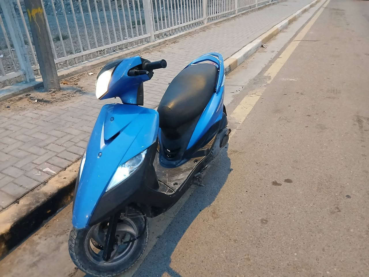 سلام عليكم دراجه ثعلب صالي شهرين من نزلته كفاله عامه ختم واحد بيه بس كلاج خلفي دسك ماته دراجه برغي ما مفتوح بيه كفاله عنواني بغداد الشعله رقمي *********** سعر ٦٥٠ وبيه مجال
