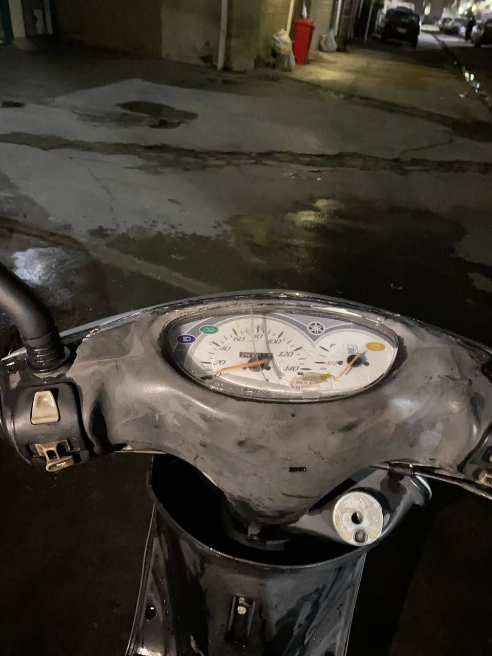 السلام عليكم عندي بريز  نوزل لايت ناصي رمبه كفاله عامه برغي ما مفتوح بيها  كله بلادي كامله مكمله كلشي شغال مكينه ناعمه كهربائيات شغاله نكره سلف باي وقت  تجي وتشوف بعينك رايدها ب٧٥٠ وبيها مجال بسيط للتواصل *********** مكاني الشعب
