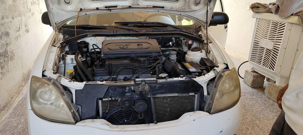 السلام عليكم
تايبه خصوصي ابيض موديل 2016 رقم نجف مشروع وطني ماشيه 80 بيها طخات بسيطه سويج وبصمه  نظيفه السياره باسمي  مكاني بغداد الراشديه السعر 47
*********** بغداد, العراق
