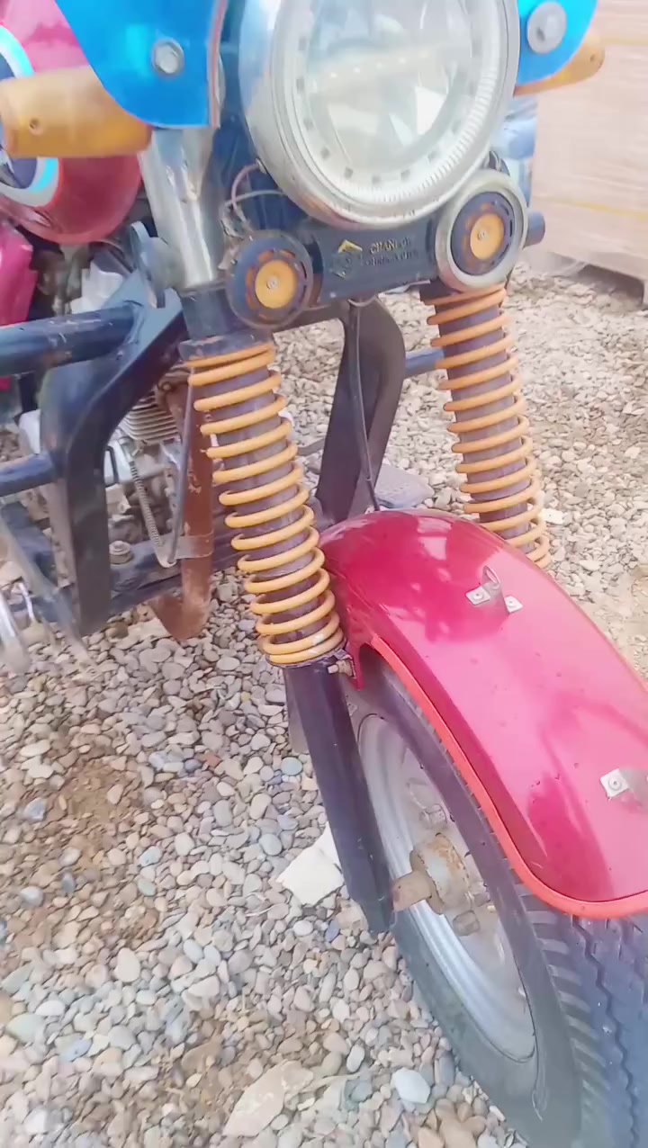 السلام عليكم ستوته للبيع السعر مليون ٦٥٠ الف قفل مكاني ديالى الخالص ***********
