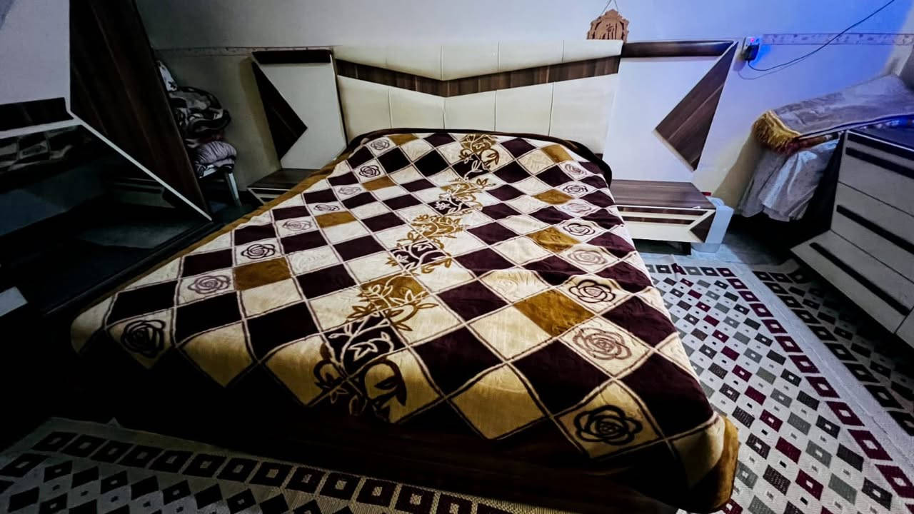 غرف نوم تركي مستعمل نضيف اخو الجديد زورونا تجدون ما يسركم للطلب والاتفسار مراسلت الصفحه او الاتصال على رقم الواتساب *********** العنوان تكريت القادسيه نهاية شارع الكراج مقابل تنزيلات الباشا
