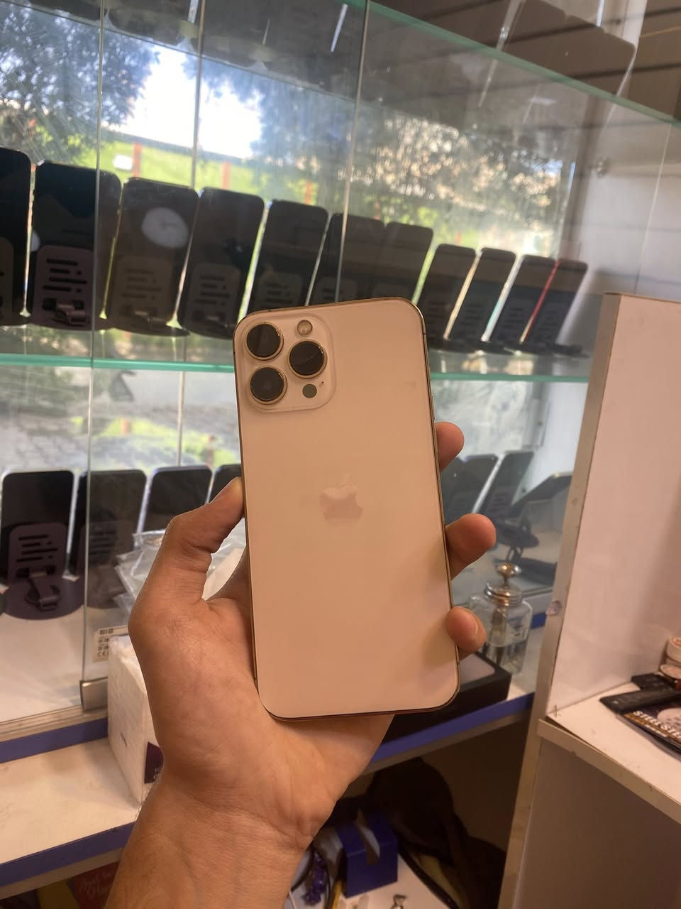 13بروماكس ذاكره 256 بطاريه 100 مبدله وكاله جهاز كفاله عامه فقط مبدل ضهر ليزر وكاله مامبين بس عن الحلال والحرام ابلغك بي مع ضمان عنوان المحل بغداد رحمانيه الجعيفر سعره (585) قفل سعر ثابت. للتواصل علرقم ***********
