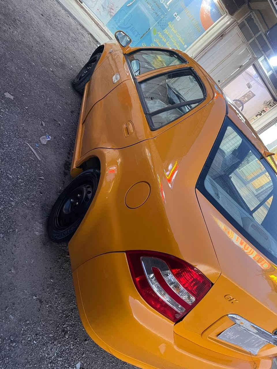 السلام عليكم للبيع او مراوس  جيلي سي كي
٢٠١٢ السياره كير مكينه حلوات معمرها جديد سمكره وصبغ 
رقم كربلاء صاحبها موجود تحويل مباشر 
السعر ٢١ ورقه 
مكاني بغداد 
***********
