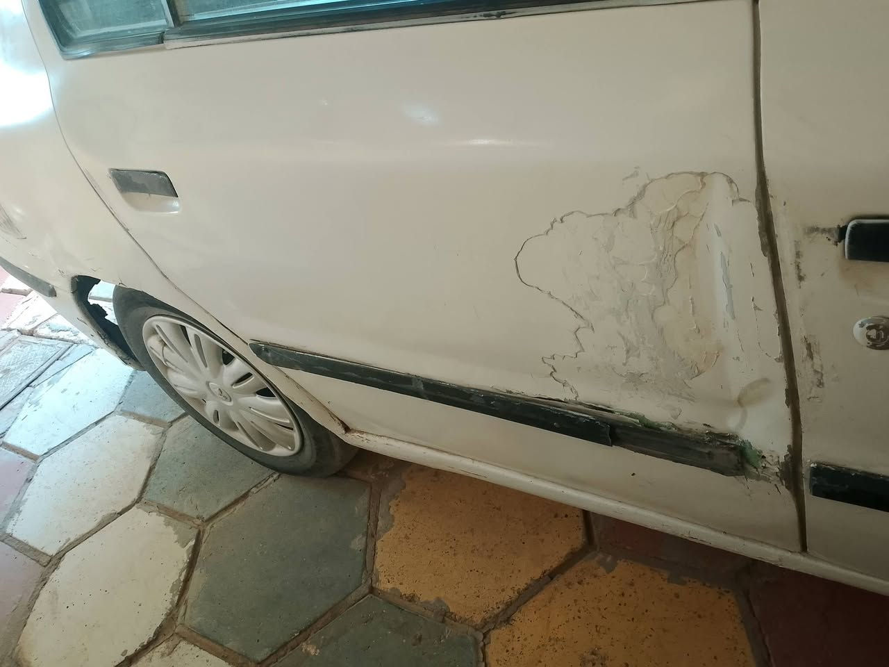 السلام عليكم...من رخصه الآدمن.. سياره سمند للبيع موديل ٢٠١٠مشروع وطني رقم قادسيه مابيها ضربه سوى الموجود في الباب الخلفي بيها بعض التعديلات واضحه بالصوره بيها تنقيس بدون تدخين منظومه تبريد كامله حتى الغاز بيها لكن تحتاج ربط كهربائي..السعر المطلوب 28ورقعه وبيها مجال بسيط للاستفسار الاتصال على الرقم التالي ***********
