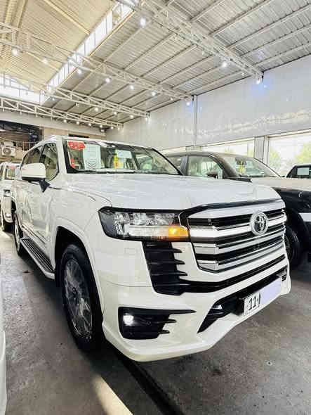 لاندكروزر 2024 لمتدد SAS 
تطبيق ثلاث شاشات اصلي كامرات 

مكفوله كفاله عامه ماشيه 15 الف فقط 

رقم بغداد تحويل ثاني يوم 

البيع او مراوس 

مكان بغداد

الاستفسار رقم الهاتف او واتساب 

***********
