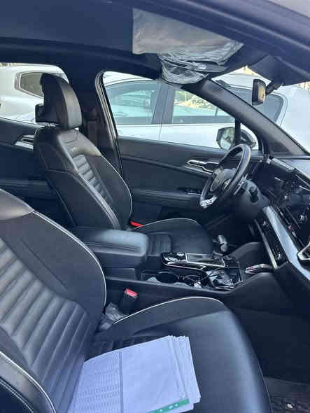 سلام عليكم 
للبيع 
كيا سبورتج 2023
Gt line 
خليجي كفالة من الصبغ ولتعديل 
شخوط بل دعاميه وشخط بل باب صغير 
السيارة فول رقم بغداد ب اسمي تحويل مباشر 

سقف بانوراما 
بصمة
كشنات تدفئة تبريد
كشنات كهرباء
كشنات جلد كنتارة 
ستيرن هيتر 
صندوق كهرباء 
3 وضعيات قيادة 
داخل وخارج بلاك بيانو 
تشغيل عن بعد 
بصمتين 
بعد بيهه مواصفات

سيارة ماشية 32 الف كيلو متر 
السعر 245

مكان السيارة بغداد الحارثية 
***********

‭
