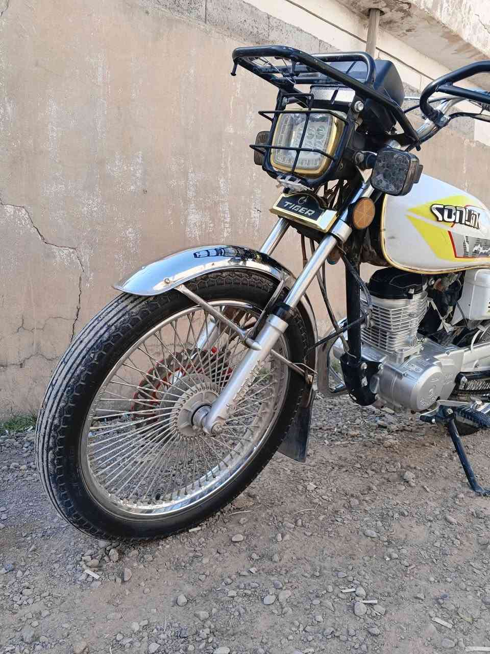 سلام عليكم دراجه تايكر 23 نضيف مابي اي نقص شلعه تخبل. مالته سعره 650بي مجال هاذه رقمي ***********
