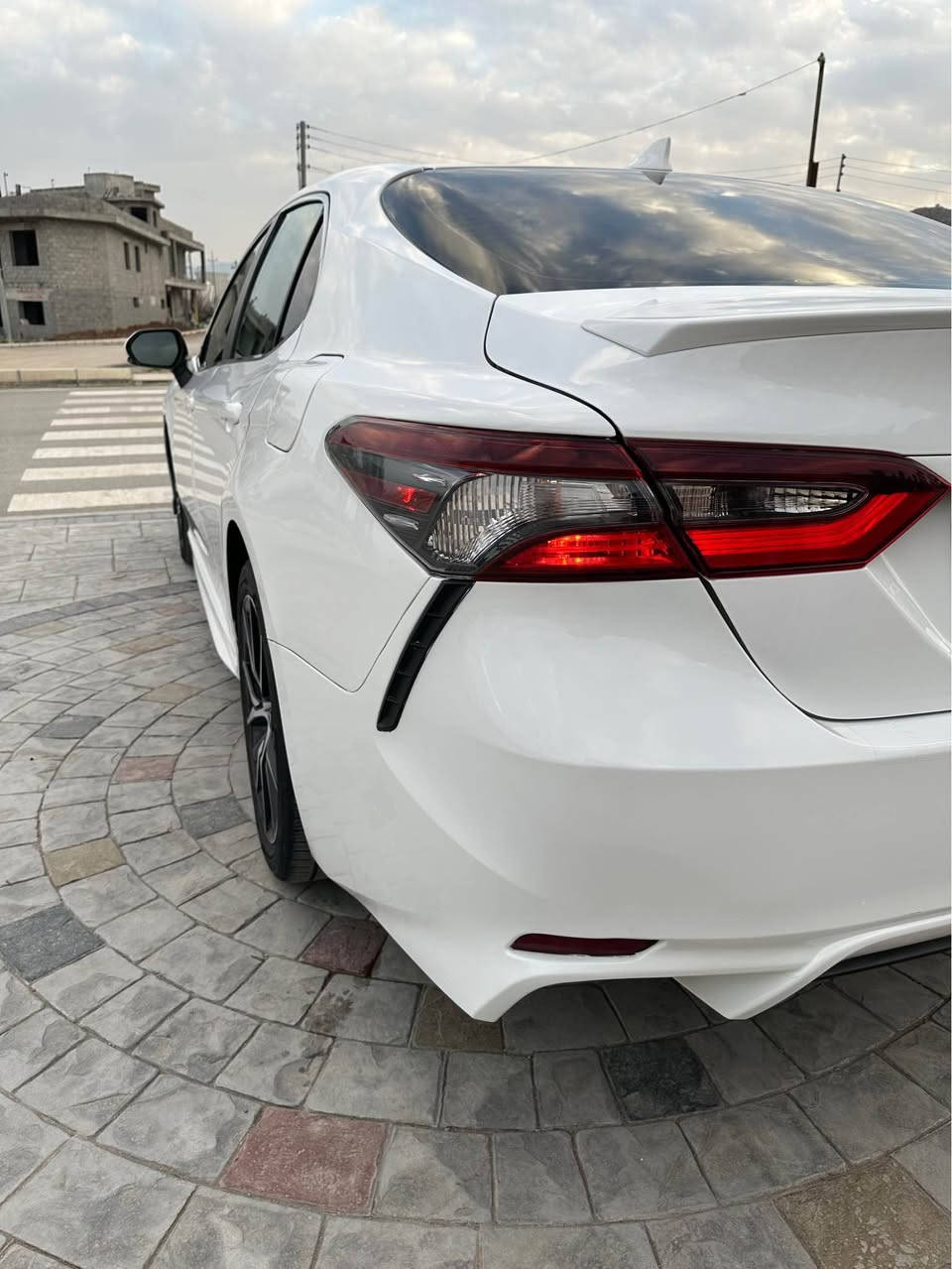 {بِسْمِ اللَّهِ الرَّحْمَنِ الرَّحِيمِ}

توێتاکامری

مۆدیل 2023

مواسفات = SE NiGHTSHADE

ڕۆشتن =37مایل  

ڕەقەم سلێمانی

گێر مەکینە غرامەوبەناوکردن بەشەرت
 
بيلاد ناو كرێمی

تازە ڕەقەم کراوە

بۆیاخ=(4) پارچەی بۆیاخە 

ئەرباگی بەکاملی گۆڕاوە بە بیلاد

{پێشی شانسی سەکن قرنجێکی هەیە بێجگە لەوە

شانسی و بەطانەو بەدەنە بۆیاخی نیە مەعجونی نیە 

بەشەرت}

ڕسمی دەعمم داناوە هەمو شتم نوسیوە

نرخ=180

مجالێکی کەم

ناونيشان ڕانیە
 
مۆبایل=***********
*********** رانية, السليمانية
