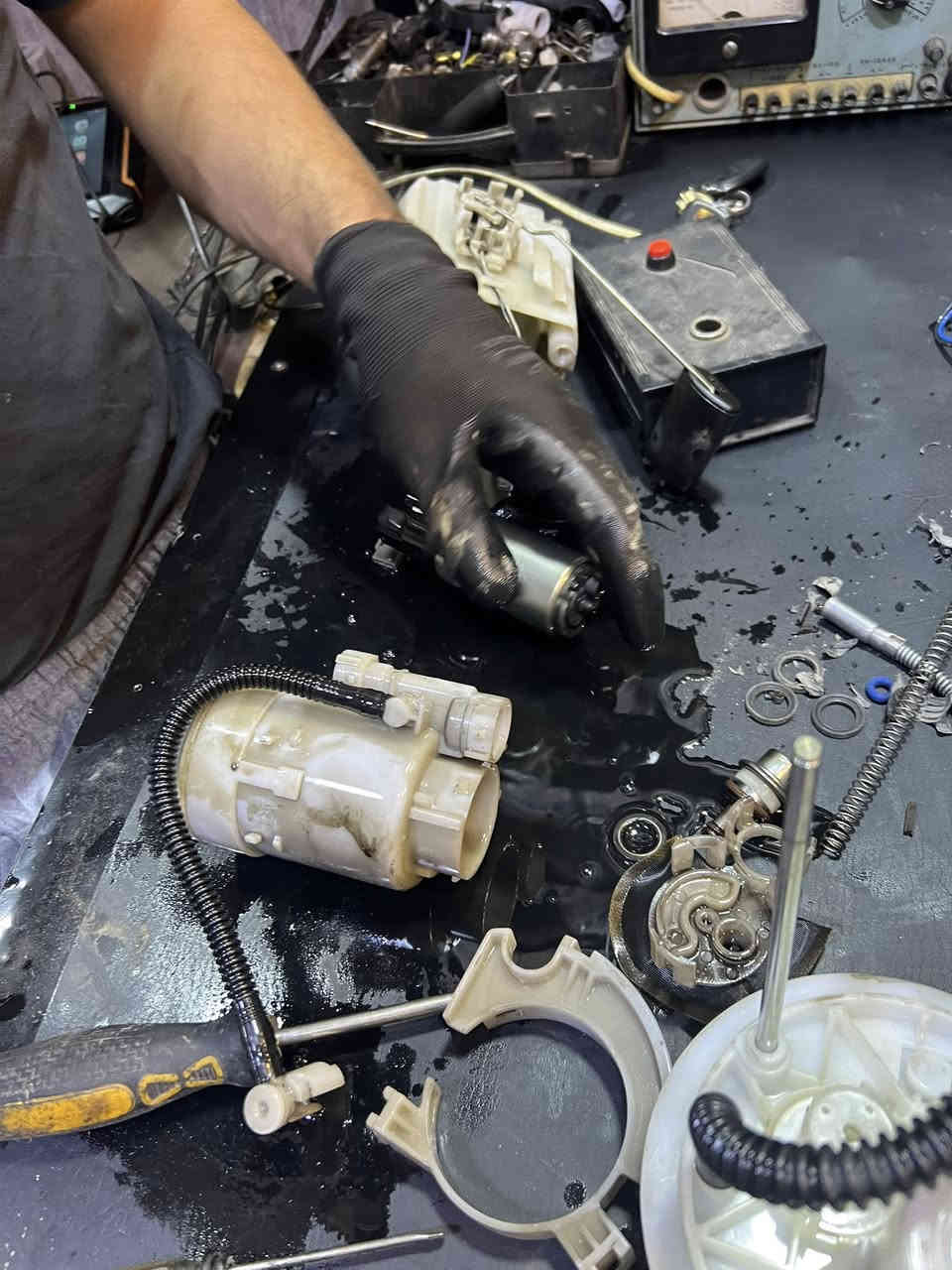 عمل صيانه عامه لمنضومة البانزين ⛽

ورشة مصطفى البديري 

عالم الفيت بم ***********📞

فتح وتنضيف الثلاجه 🎑

تنضيف النوزلات بلجهاز 🗜

فحص البلكات وتبديلهن ⚡

فحص المجاول 💢

تنضيف الجويتر وبرمجته بلجهاز ☑️

فتح قاعده الفيت بم وتبديل الفلاتر 🏮

فحص وتشخيص الاعطال بلجهاز 📠

العنوان 🔖

بغداد الشعله الشارع العام قرب محلات الزركاني🌴 او كماليات ياسين. ♓  @الجميع
