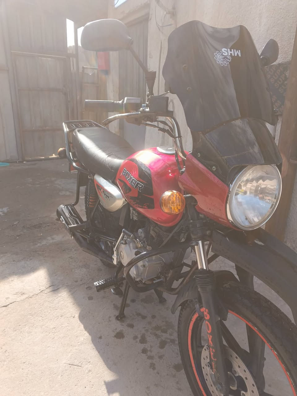 السلام عليكم دراجه بوكسر 2023 بدون اوراق مكفوله من السرقه الدراجه نضيفه حيل ماناقصهه شي سلف هندر كامله تأيرات جدد بيهه غراض تزويد خارجي مكينه بلادي ما مفتوح السعر مليون و500 الف وبيهه مجال العنوان بغداد الدوره *********** واتساب
