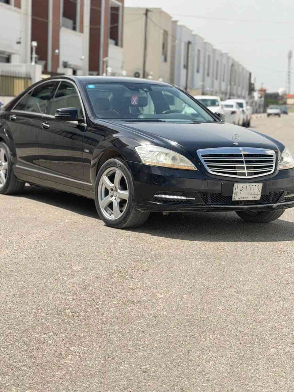 S350 مو☠️☠️ديل ٢٠٠٩
فول مواصفات باب قصير
ناضور ليلي 
ردارات 
كشنات تبريد تدفئه فول 
وارد ياباني مكفوله بيها مقدار شبر بل جاملغ خلفي بخ
سعر ١٩٥ وبي مجال
للتواصل *********** وتساب
