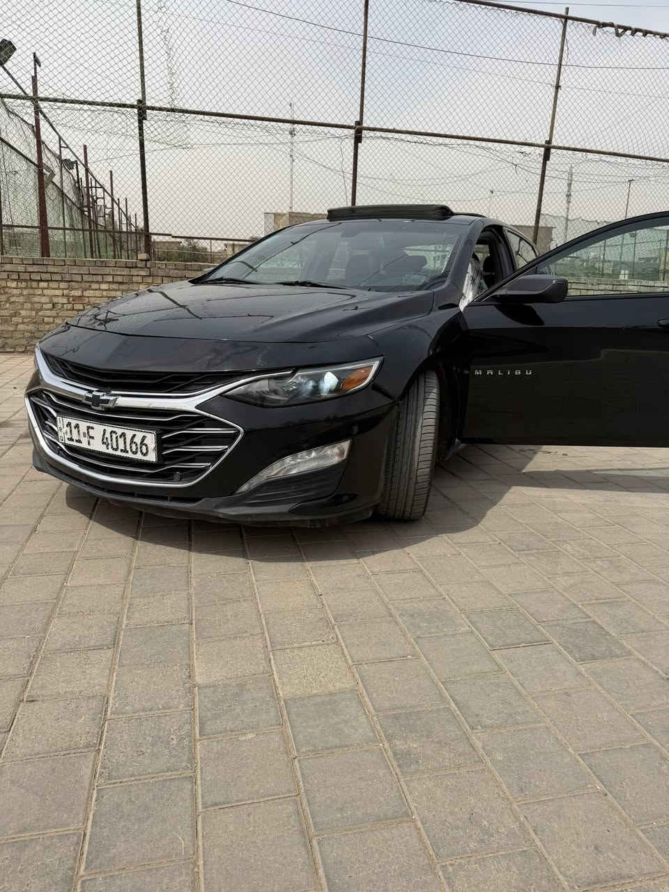 المحروسة للبيع ماليبو 2019 1.5 turbo LT2 سيارة نشطة كندي اسود ملكي ميتاليك شذرة سيارة نضيفة مال جناي مفولة اخت البريمير قطعة مرتبة 🚀

الادامة والاضافات :
چيك انجن اكيد طافي ✅
محرك + كير + تبريد كفالة ⛔️
منضومة زنون عالي + ناصي اصلي
تايرات تخم جديد
صدر امامي خلفي جديد 
حساس تاير تخم جديد
بلكات تخم اصلي جديد
نوزل مسطرة كامله تفصيخ
باتري انديجو اصلي جديد
دسكات دبل لنك اصلي 
تبريد صيانة منضومة كاملة مسوي ادامة
راديتر مكثف + مراوح اصلية bosch مال 2022
دهن فقط اصلي لوكاس امريكي يم الحسام تفتح القبق تشوف المكينة تلمع من داخل بعدها بلونها مال شركة
دهن كير بموعدة امز اويل اصلي تخليقي 

بانزين مشايفة العادي محسن وسوبر فقط

ويل ١٧ صبغتة حراري شذرة بلون السيارة ميتاليك
سبايدر اسود خلفي
سوادات كلها السيارة فحمة كلها اسود 
 النيكلات سود 
العلامات الامامية والخلفية والستيرن سود

السيارة نضيفة ومتعوب عليهة ومتعوز مصرف 4 سنوات عندي ماسويت تصليح فقط صيانة 🧿

سيارة عوزها فقط اذان سعرها ٦٠-٧٠ الف دينار فقط ممسويها لعدم التفرغ وهية مماثرة والجامة الامامية بيها فطر ممسوي ماله داعي مماثر نزلت سعرهن من سعر السياره حته لاتعبك .

الاصوليات : سيارة باسمي سنوية 2030 رقم جديد الدولي + هزة جديد ماتحتاج هزة
بغداد مشروع وطني 40166 تحويل باسرع وقت مباشر
🚫 عقد مروري فقط / مكاتبة مال مكاتب ومعارض ماسوي .

المواصفات :
بانوراما طكتين كبير ⛔️
حساسات خلفية ⛔️
رادار جانبي خلفي نقطة عمياء بالمري ⛔️
مثبت سرعة ⛔️
كيچات كيلومتر 240 مو 140 ⛔️
تدفئة مقاعد ⛔️
شاشة جبيرة ⛔️
اوتو ستوب ⛔️
تحكم ستيرن ⛔️
بصمة ⛔️
شاشة جبيرة اندرويد اوتو + كار بلي ⛔️
جام اوتو طكتين ⛔️
بگ لايت لد مو العادي ⛔️

سيارة ماشية 57 الف مايل ركز مماشية بلنسبة الموديلها سيارة مال دوام فقط ⛔️

الحادث
سطحي البنيد مبدل نفس لون ممصبوغ + جاملغ سكن انصبغ اثر شخوط يعني سيارة ⛔️ قطعة 1 صبغ ⛔️ 
صور الحادث بلمنشور

السيارة موجودة بغداد بشارع فلسطين من صبح لحد المساء تصير بحي الجامعة ورة 8 بليل

السعر 132⛔️ هيج نضافة واضافات وادامة وقطعة 1 صبغ وهيج سعر جداً ممتاز بي مجال قليل جدا للشراي

متوفر واتساب ورقم فقط + كلشي كاتبلك 
***********
