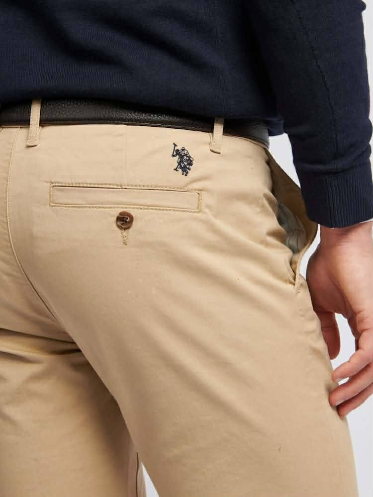 بنطلون رجالي بولو 
القياسات من 29الى 38
جميع الالوان متوفره 
متوفر توصيل .
بغداد ومحافضات 5


**إذا كنت صاحب هذا الإعلان وتريد حذفه لأي سبب، رجاءا أرسل رسالة إلى الدعم الفني**