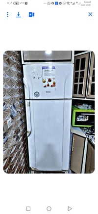 ثلاجة للبيع نوعية فيستل 20 قدم شغال عيب ما بي سعر 150 الف 07700941972