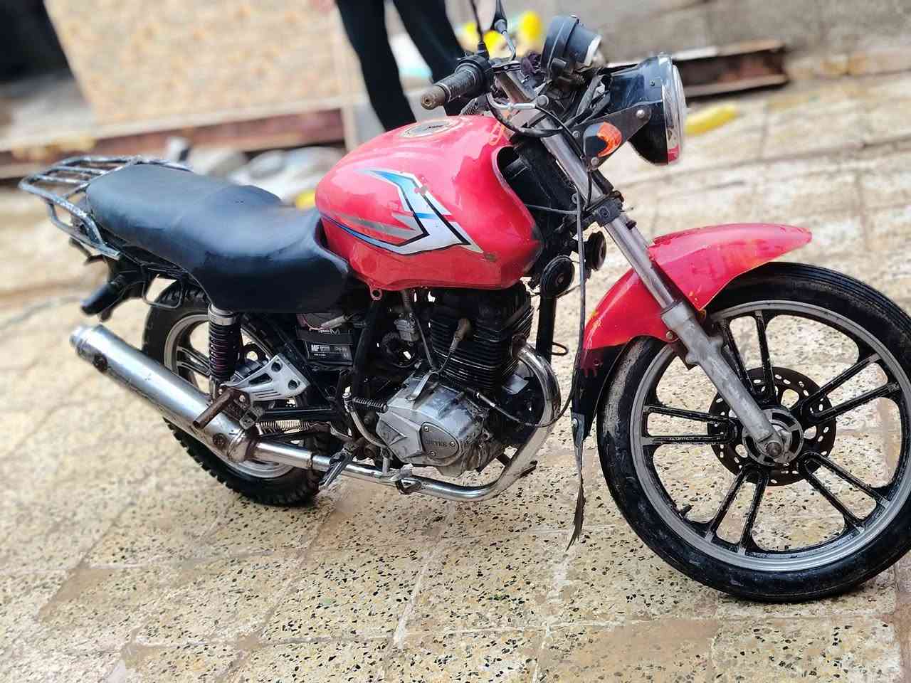 السلام عليكم دراجه جي وان موديل. 2012. اوراق. للا ستفسار اتصال ***********
