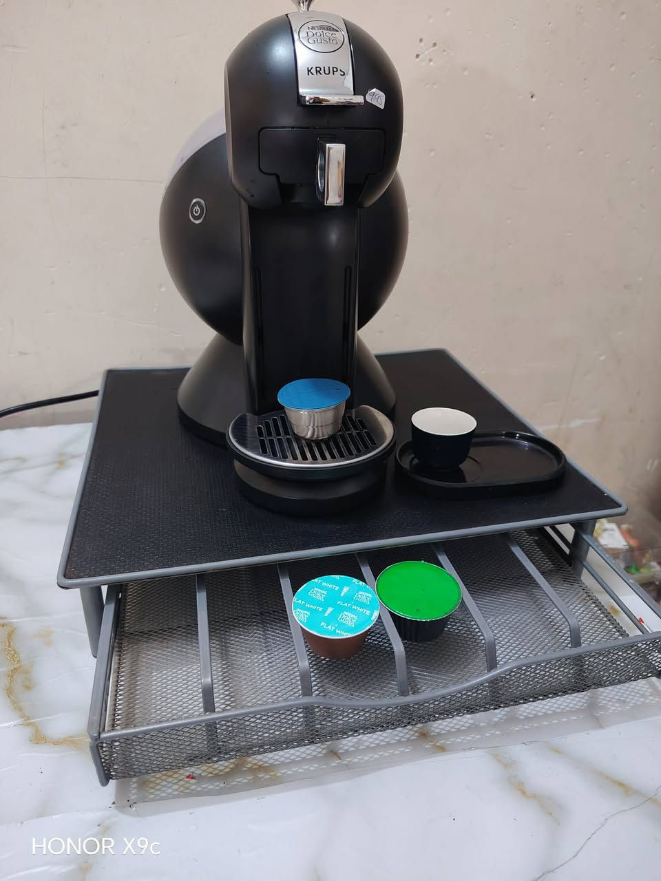 وين عشّاق القهوة؟ ☕
جهاز قهوة عملي يشتغل بن وكبسولات
يعني مزاجك على كيفك…
قهوة سريعة وطعم يجنن.
كامله هيَ واغراضها الي بالصوره
للتواصل دايركت 📩
قهوة #عشاق_القهوة #Coffee #اسبريسو #كبسولات_قهوة #قهوة_مختصة #بيع #تسوق #اجهزة_مطبخ


**إذا كنت صاحب هذا الإعلان وتريد حذفه لأي سبب، رجاءا أرسل رسالة إلى الدعم الفني**