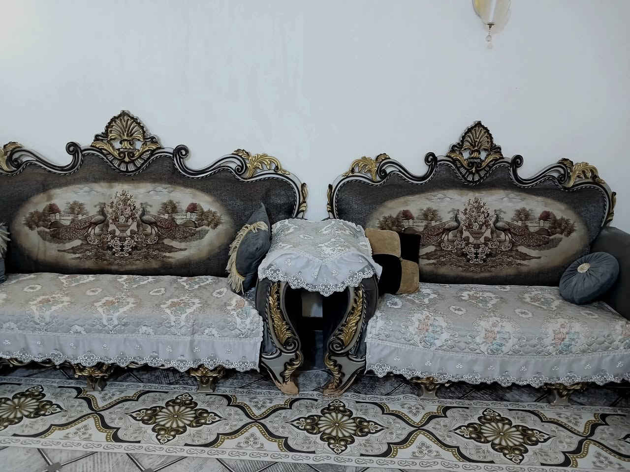 السلام عليكم تخم رئاسي (ملكي) للبيع بعده نضيف ومستعمل قليل جدا التخم في اعلى جوده يحتوي على ١٠ مقاعد كما موضح بصوره السعر ٦٥٠


**إذا كنت صاحب هذا الإعلان وتريد حذفه لأي سبب، رجاءا أرسل رسالة إلى الدعم الفني**