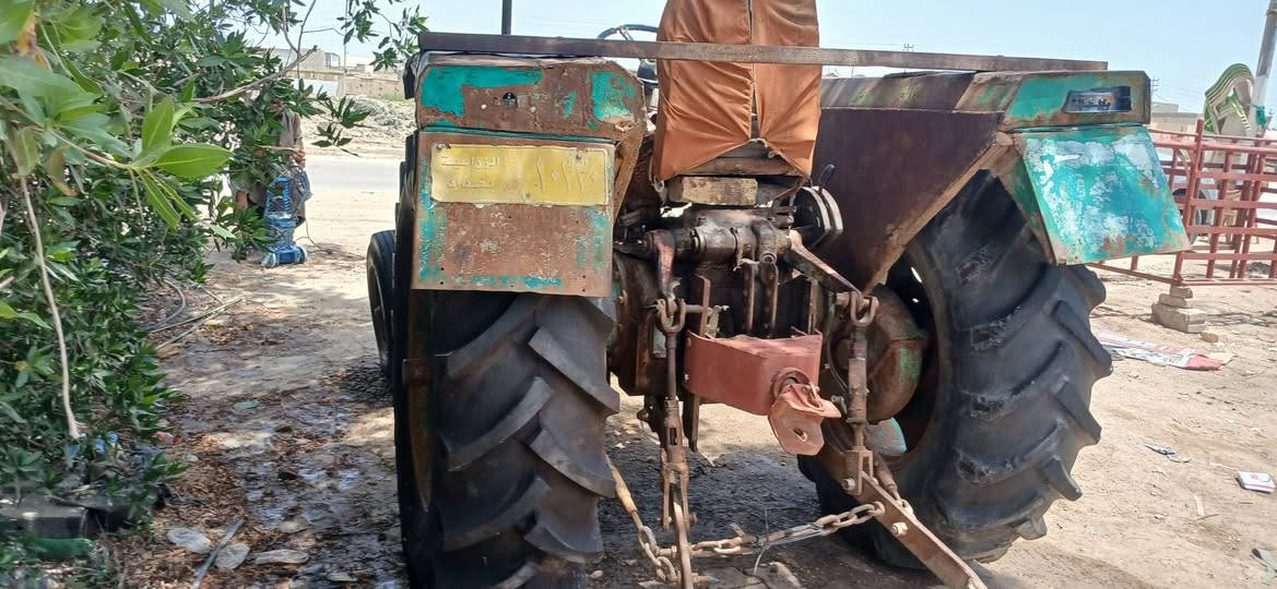 السلام عليكم
كاروبه عنتر نداء للبيع موديل ٩٤ رقم وسنويه بغداد وتستلم كاز سنويه منتهيه تريد تحويل تريد بدون تحويل ترهم مكفوله من محرك وكير واكسل وجهاز الرفع وبريك دهن جهتين شغاله سلف وباتري جديد لايت امامي وكشر بلادي  تايرات الكبار واحد جديد مامستخدم والثاني نص عمر والاماميات جدد مكينه مال جناي ما يخلي عليها الف دينار
السعر  ٤ مليون  وبيها مجال قليل للشراي 
للاستفسار الاتصال على الرقمين 
***********
***********
المكان /  كربلاء _  طوريج 
الشراي بيه خير ويدلل واللي يشوف السعر هواي يصلي على محمد وال محمد
