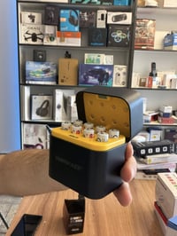 بطاريات والشاحن مالتها ب١٢ الف للتواصل خاص او وتساب ٠٧٧٢٩٣١٣١٣٨