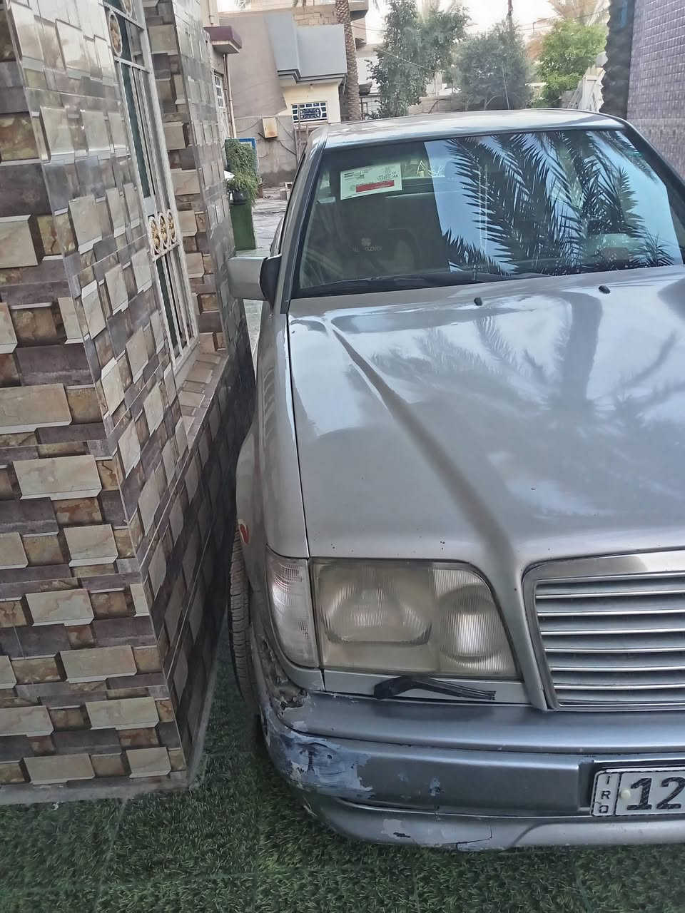 السلام عليكم 
من رخصه الأدمن
عندي سياره دب موديل 89
لون رصاصي
محرك ونجي ثنين ونص
6 سلندر
محوره غاز 800لتر
رقم نينوى 
انكليزي 
بأسمي 
سنويه الى 
2030
تخم تاير 
باتري جديد 
خير من الله 
السعر78
مكان السياره ديالى 
رقم الهاتف ***********
