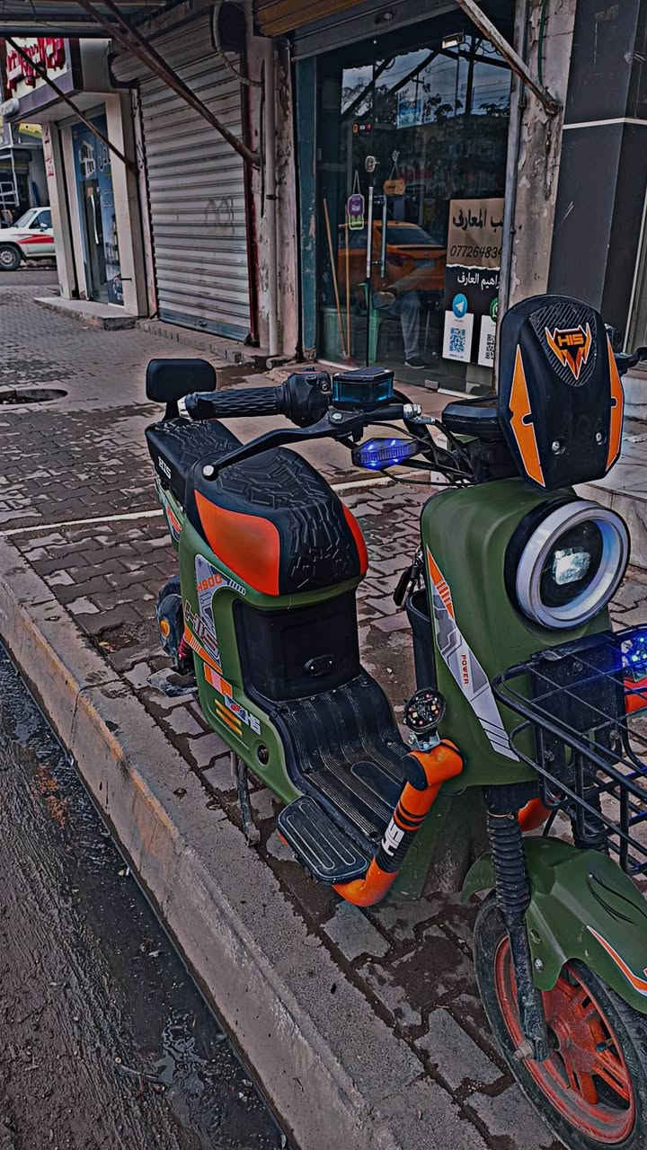 سلام عليكم ماطور شحن للبيع
سبب البيع عندي مريض
باسكيل شحن 
نوع h900 باب اول 
فول مواصفات 
نضام بك 
سرعه 99 
بطاريه خير من الله 
اربع سرع 
ماطور جديد 
زنون
Led
مستعجل ع بيع 
سعر 360 وبي مجال حك جيه 
***********
