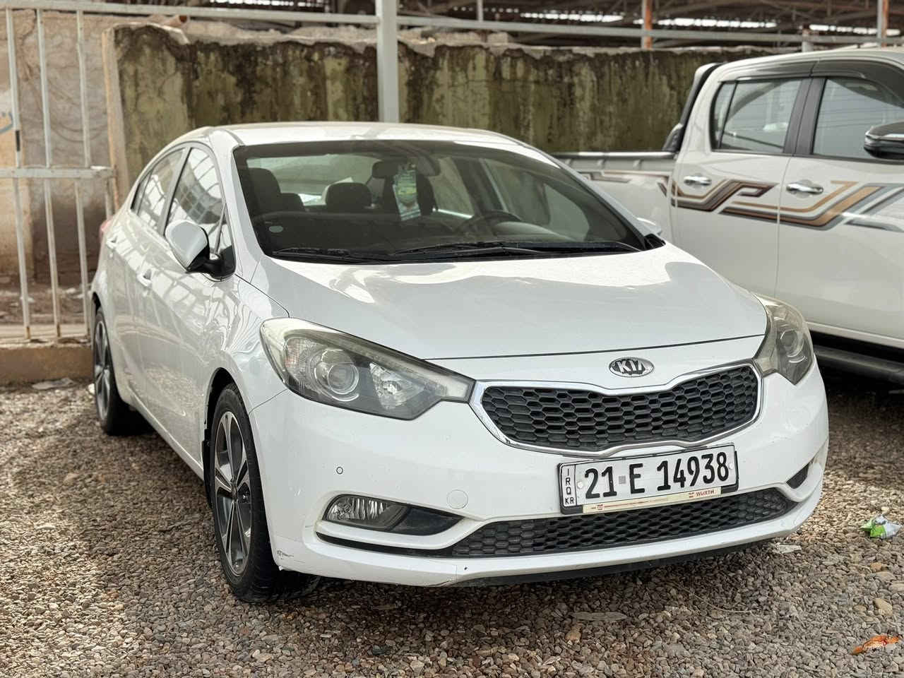 سلام عليكم كيا سيراتو موديل 2014 مكفوله عدا شبرين صبغ  بل بنيد والباقي كفاله عامه رقم سليمانيه دولي تريد تحويل تريد وكاله محرك 1600 ماشيه 100 الف تخم تاير صدر جديد موصفات لد نهاري تبريد قطعتين شفتات سرعه السعر 123 وبيهه مجال مكان السياره واسط الصويره اتصال ***********
