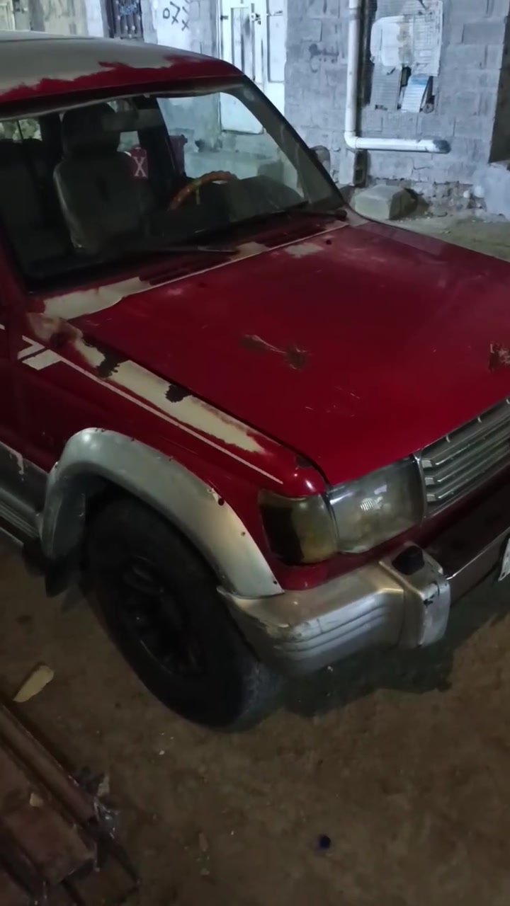 سلام عليكم باجيرو للبيع موديل ٩٣ رقم جديد تحويل مباشر رقم بصره محرك كاز بي تبخير سياره مكفوله من ضربه وصبغ سعر ٣٠ وبيهة مجال العنوان بغداد مدينة الصدر حي طارق شارع الوصط رقم المبايل ***********
